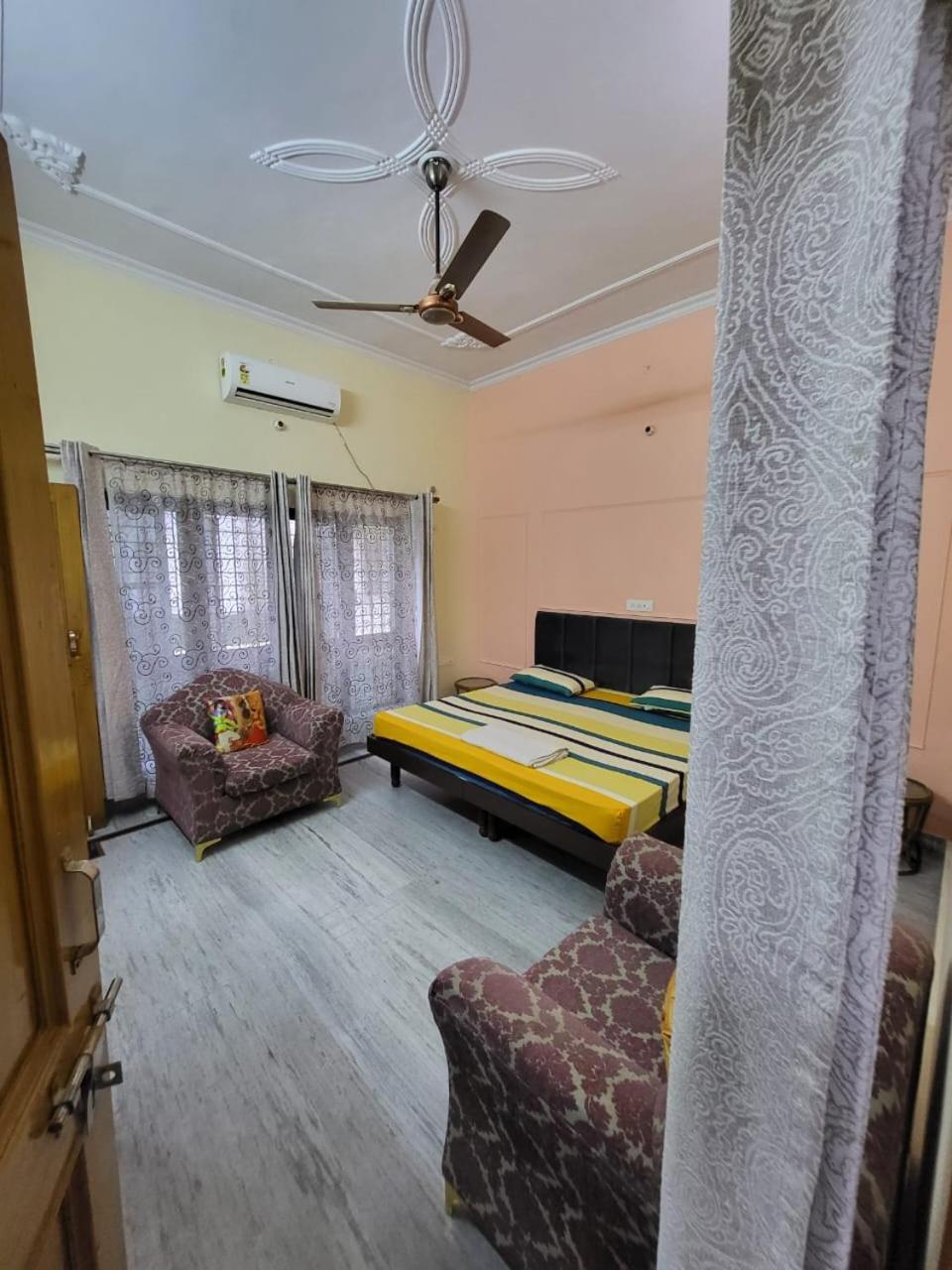 Nature View Homestay デヘラードゥーン 部屋 写真
